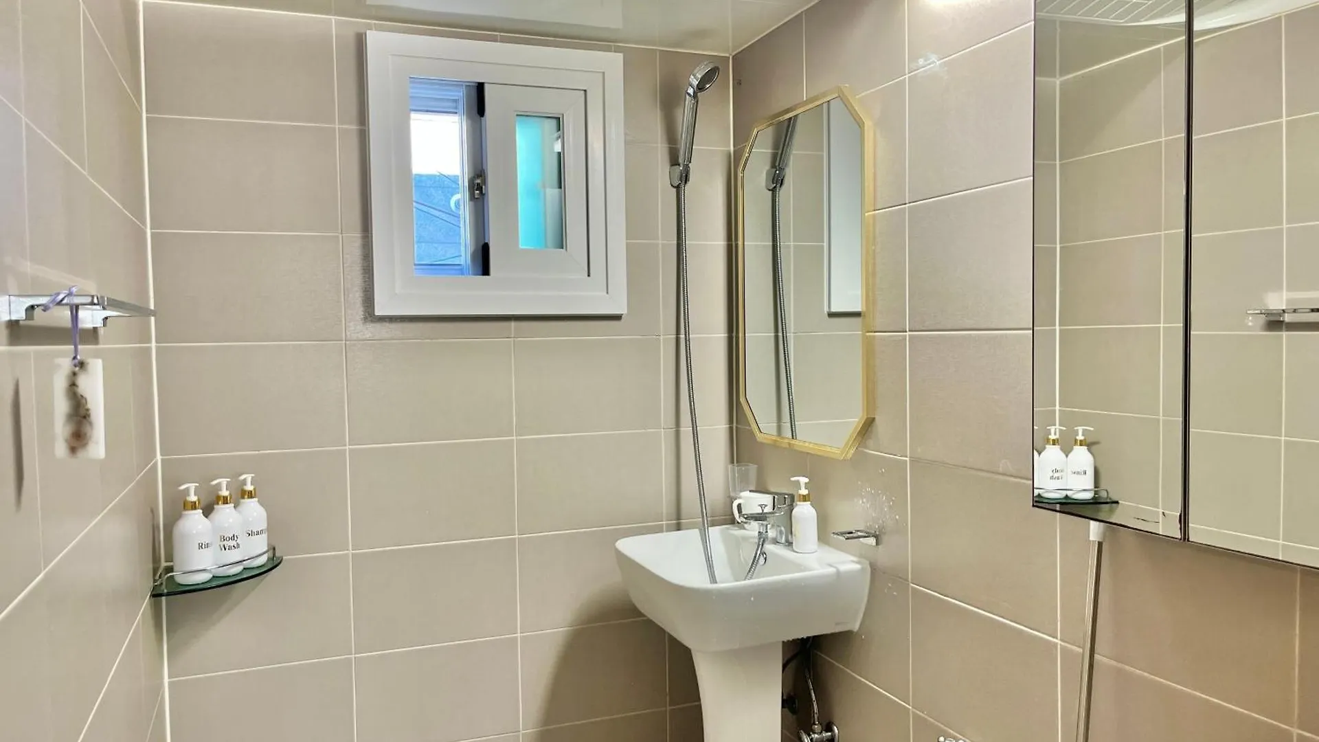 Seonja House Apartment Seoul